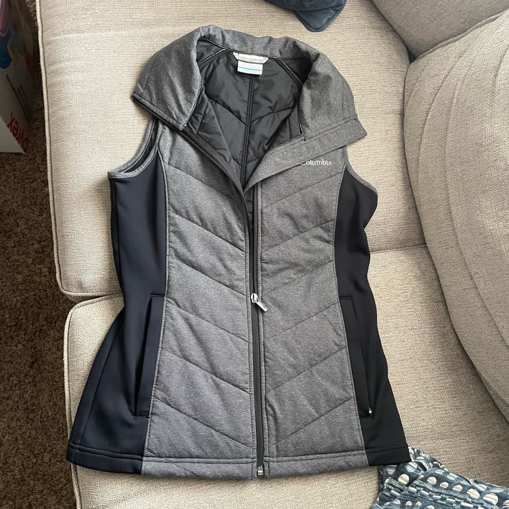 Columbia puffer vest